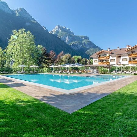 Hotel La Maison Wellness&Spa Alleghe Esterno foto