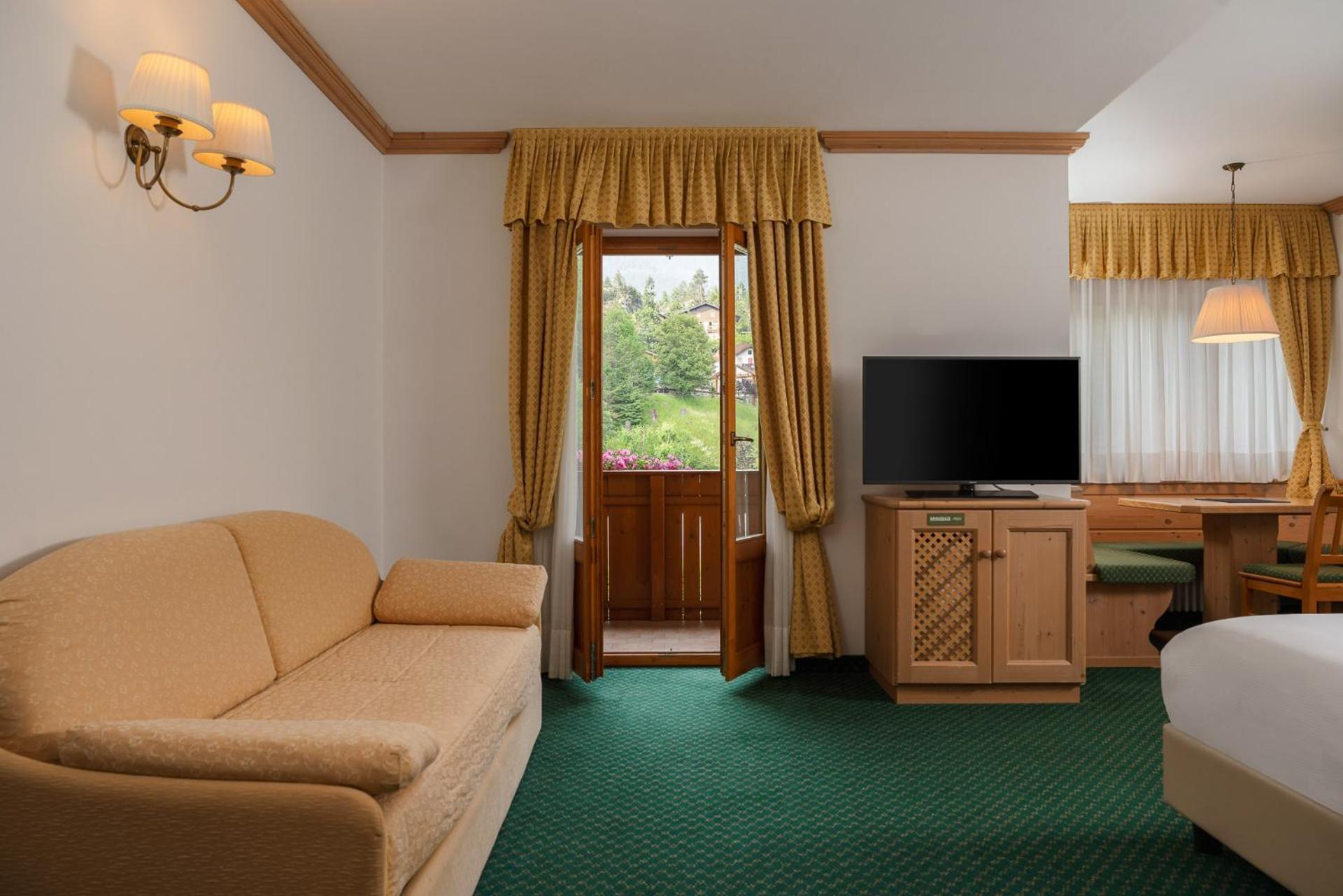 Hotel La Maison Wellness&Spa Alleghe Esterno foto