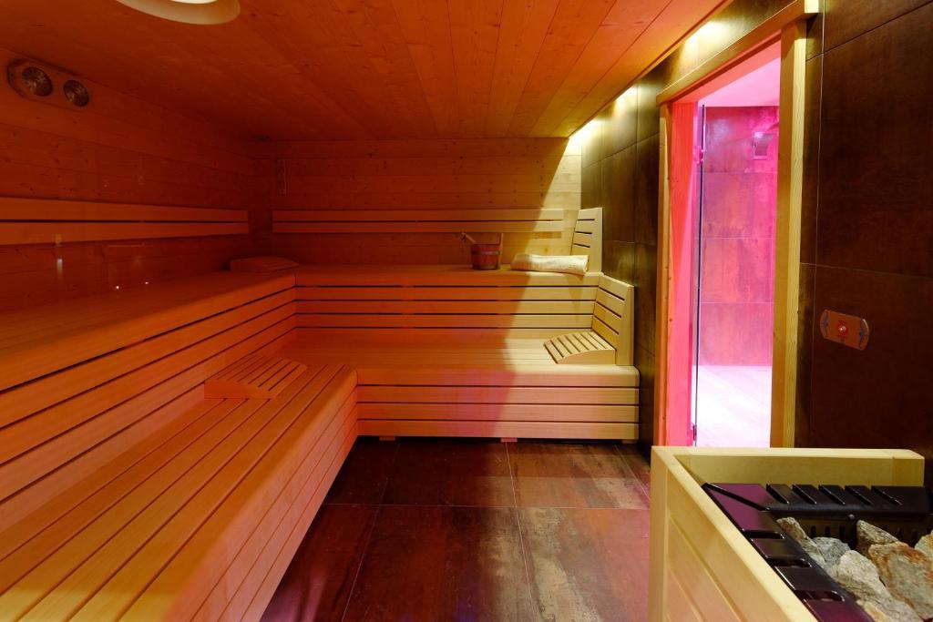 Hotel La Maison Wellness&Spa Alleghe Esterno foto