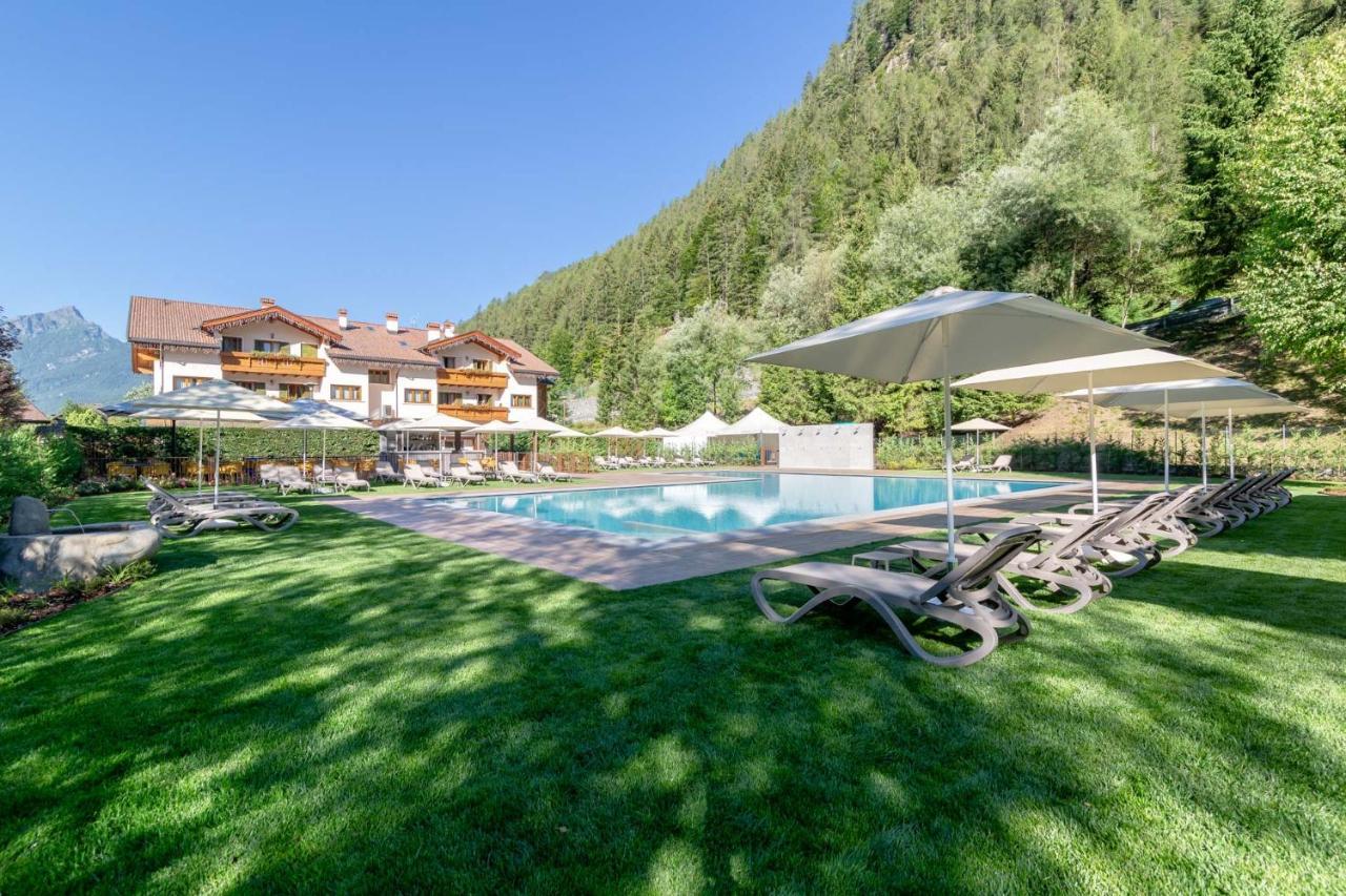 Hotel La Maison Wellness&Spa Alleghe Esterno foto