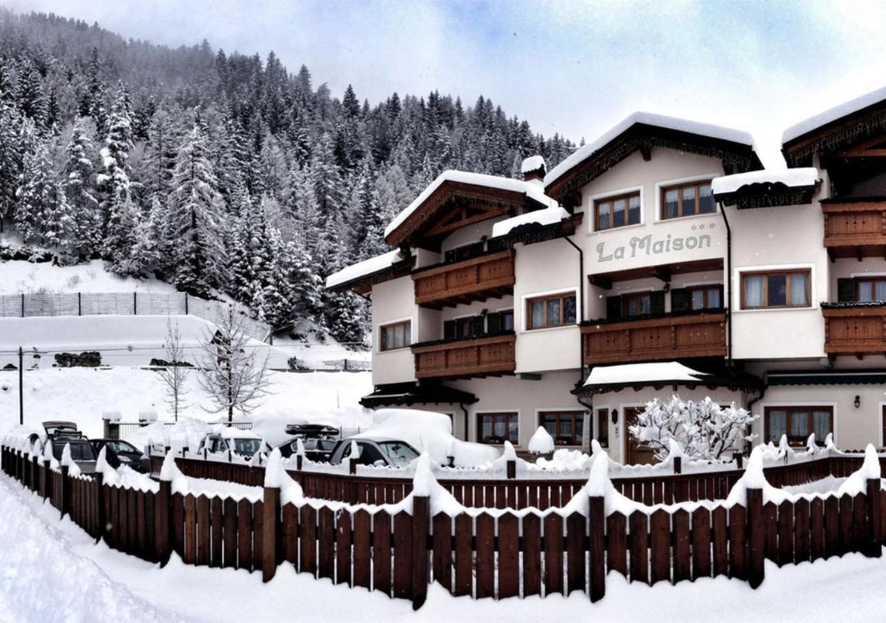 Hotel La Maison Wellness&Spa Alleghe Esterno foto