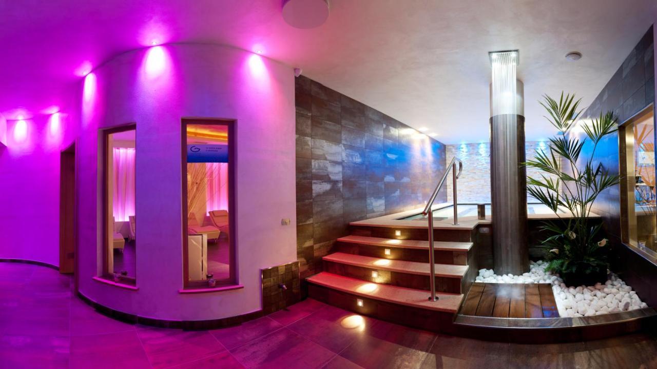 Hotel La Maison Wellness&Spa Alleghe Esterno foto